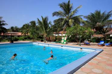 Holiday Beach Club Hotel