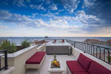 Hotel Riva by Aycon