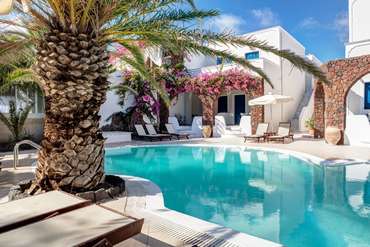 Arion Bay Hotel