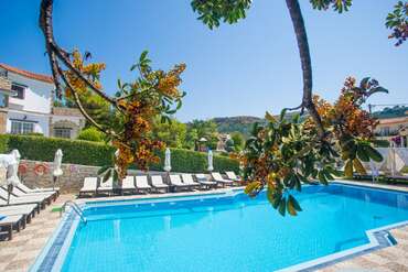 Anagenessis Village Hotel