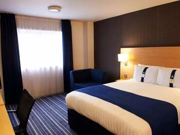 Holiday Inn Express Manchester Airport