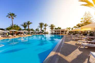 Crystal Springs Beach Hotel