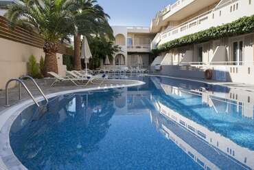 Axos Hotel