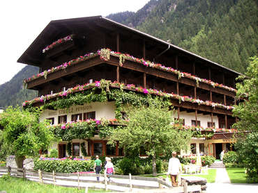 Hotel Pension Strolz