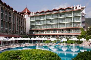 Hotel Marti La Perla