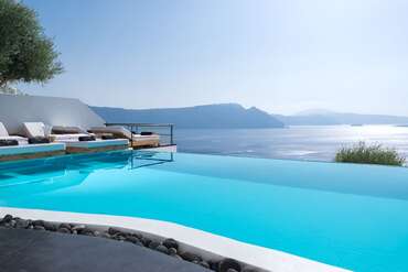 Andronis Luxury Suites