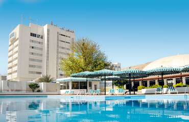 Al Falaj Hotel