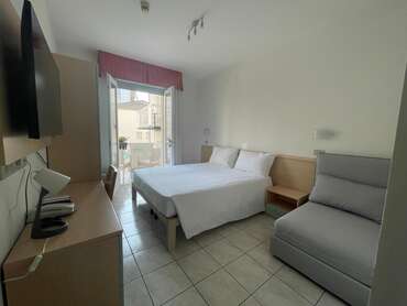 Hotel Athena
