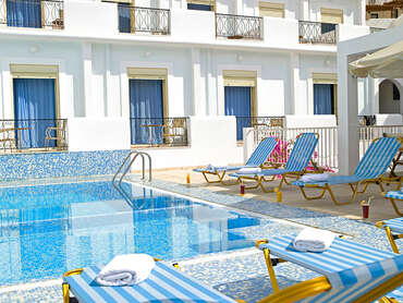 Glaros Hotel