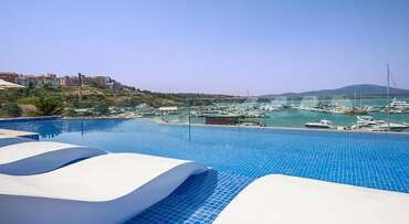 Blu Bay Hotel