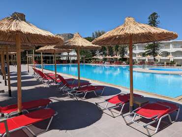Apollonia Beach Hotel