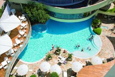 Hotel Premier & Suites