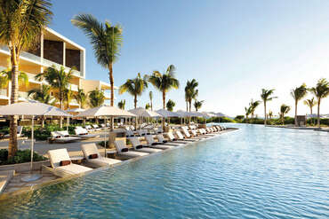 TRS Coral Hotel