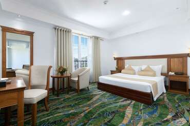 Araliya Green Hills Hotel