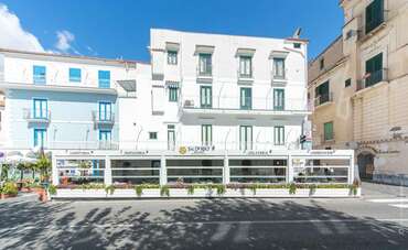 Core Amalfitano City Suites