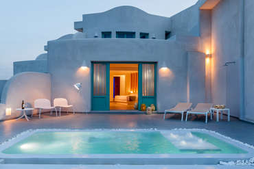 Neptune Luxury Spa Suites