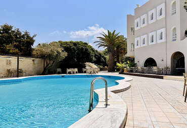 Hotel Karteros