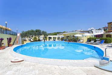 La Scogliera Hotel