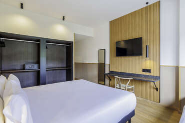 Hotel Acta Madfor