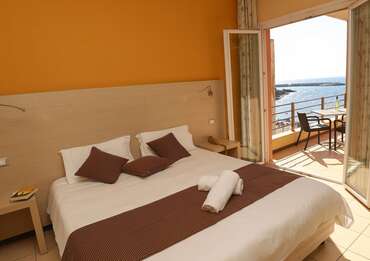 Janus Hotel