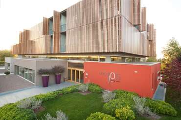Mod 05 Living Hotel