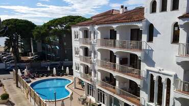 Emerald Sun Hotel