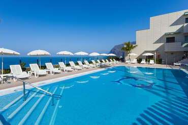 Klayman Diamond Aparthotel