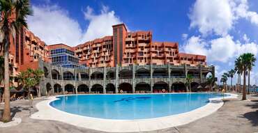 Holiday Polynesia Hotel