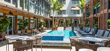 Lennox Hotel