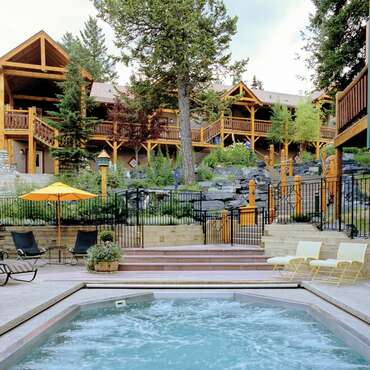 Buffalo Mountain Lodge