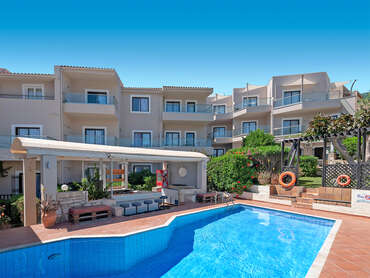 Eva Mare Hotel & Suites