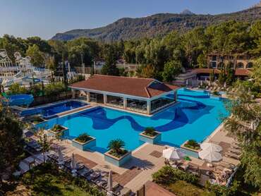 Champion Holiday Village
