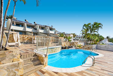 Apartments Livvo Garden & Sea Boutique Lodging