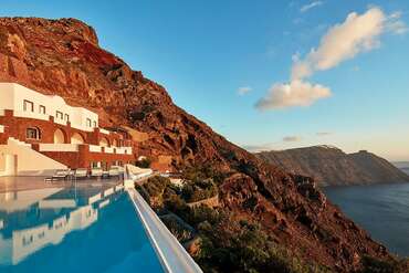 San Antonio Luxury Hotel & Suites