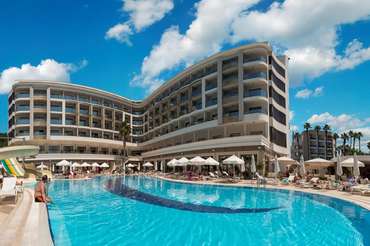 Hotel Golden Rock Beach