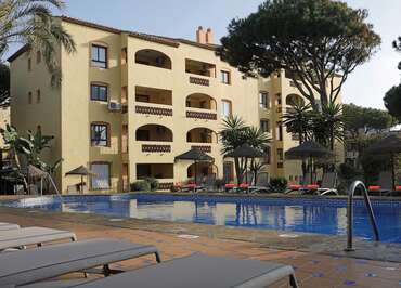 Macdonald Dona Lola Resort