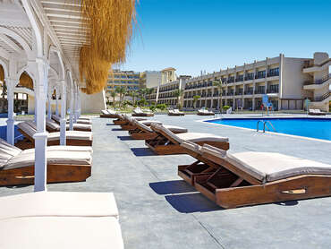 Meraki Resort