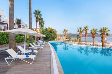 Blue Dreams Resort & Spa