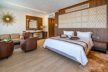 Leonardo Boutique Hotel Larnaca