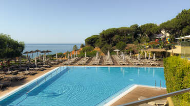 Falesia Beach Resort
