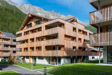 Montela Hotel & Resort