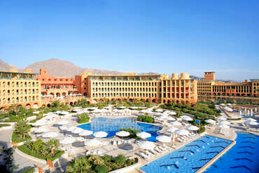 Strand Beach & Golf Resort