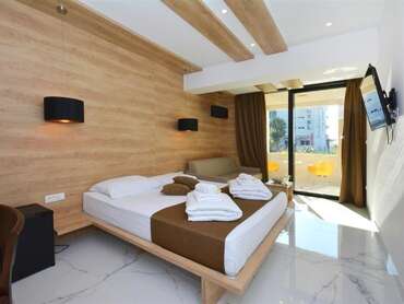 Hotel Jona
