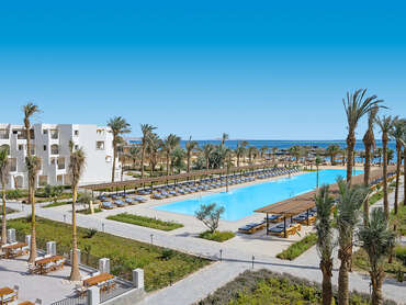 Serry Beach Resort