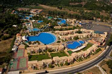 Aqualand Resort