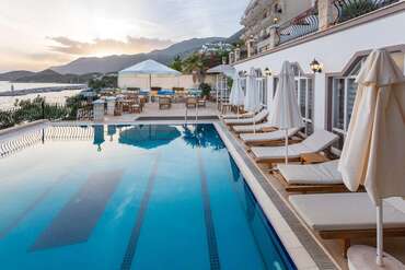Aqua Princess Hotel