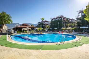 Club Hotel Titan