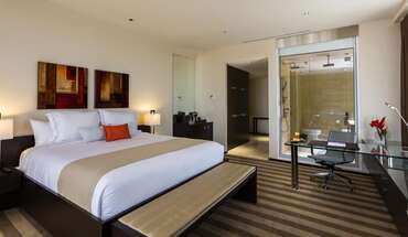 EB Hotel Miami Airport