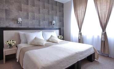 Garni Hotel Vozarev