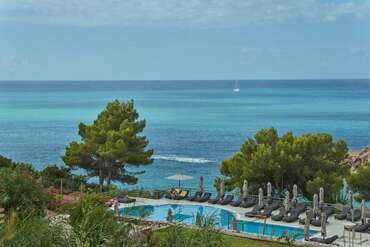 White Rocks Hotel & Bungalows